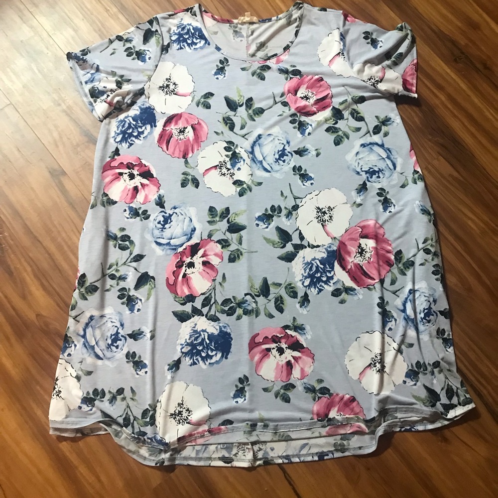 Floral short sleeve dress